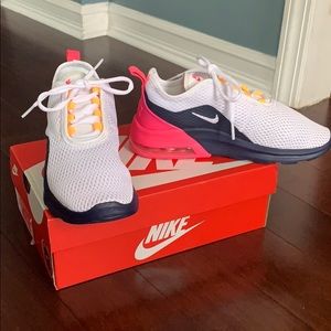 Nike- Women’s Sneakers